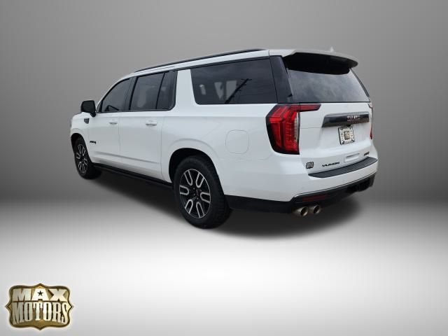 2023 Gmc Yukon XL AT4 photo 3