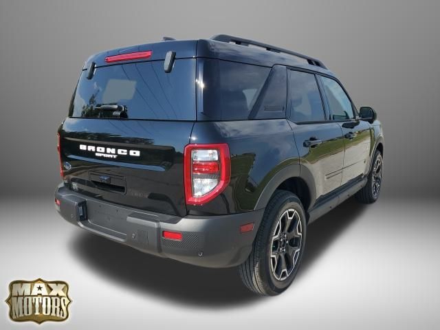 2025 Ford Bronco Sport Outer Banks photo 2