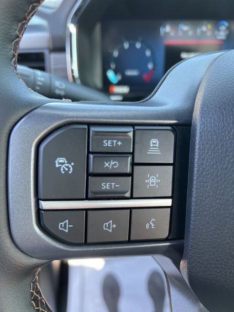 2025 Ford F-150 Lariat - Photo 14