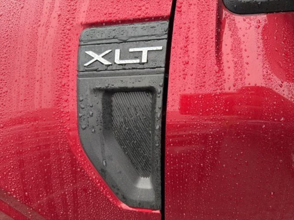 New 2025 Ford Maverick XLT Truck SuperCrew