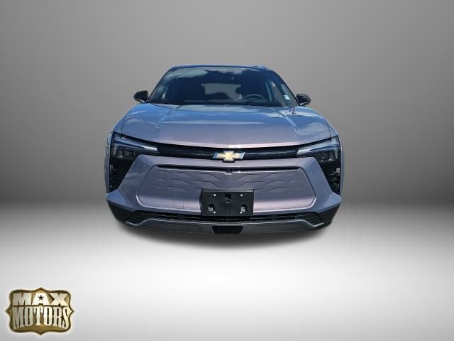 2025 Chevrolet Blazer EV photo 2