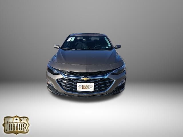 2023 Chevrolet Malibu 1LT photo 2
