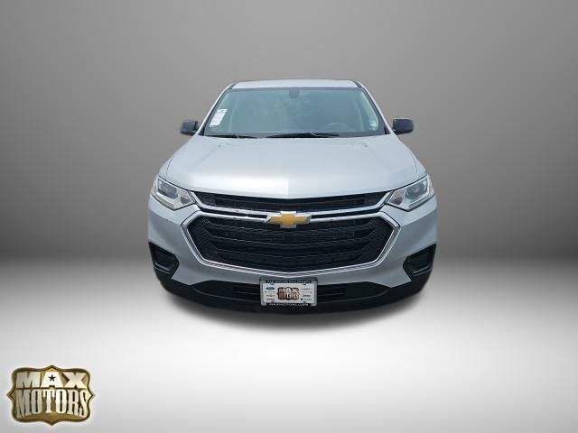 2021 Chevrolet Traverse 1LS photo 2