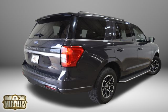 2022 Ford Expedition XLT photo 3