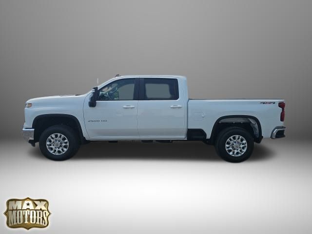 2025 Chevrolet Silverado 2500HD LT photo 4