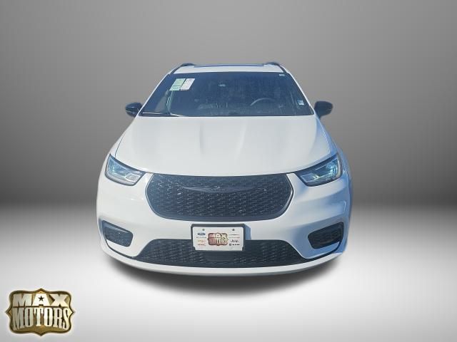 2025 Chrysler Pacifica Limited photo 2