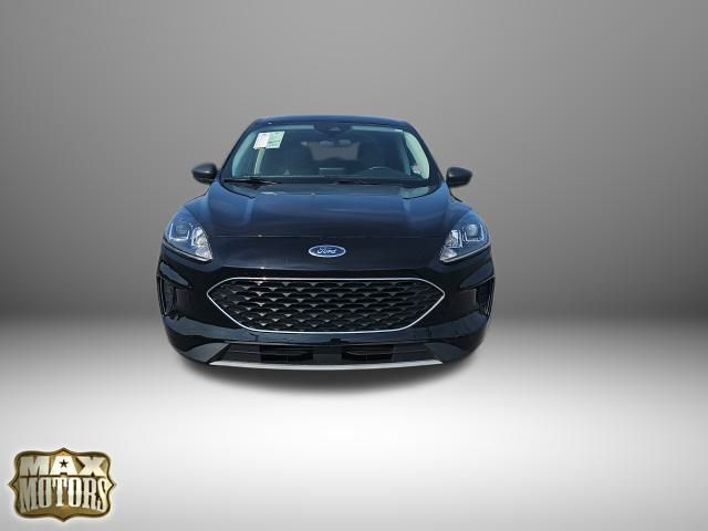 2022 Ford Escape SE photo 2