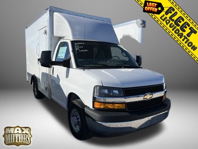2023 Chevrolet Express Cutaway Truck 