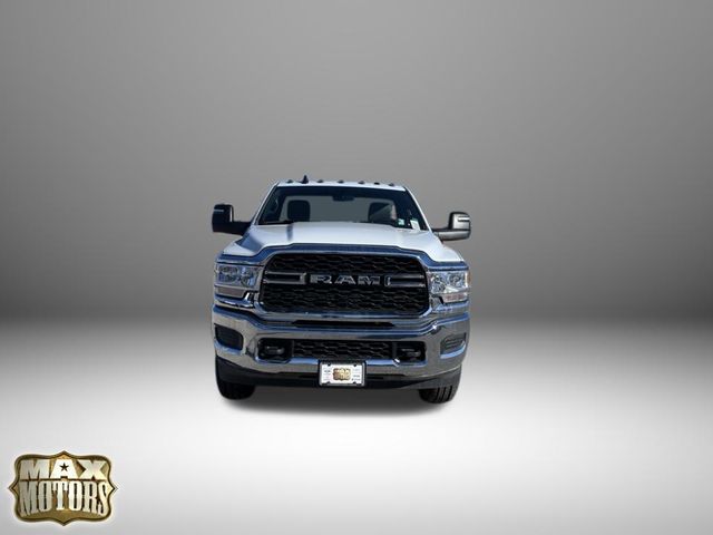 2023 Ram 3500 Tradesman photo 2