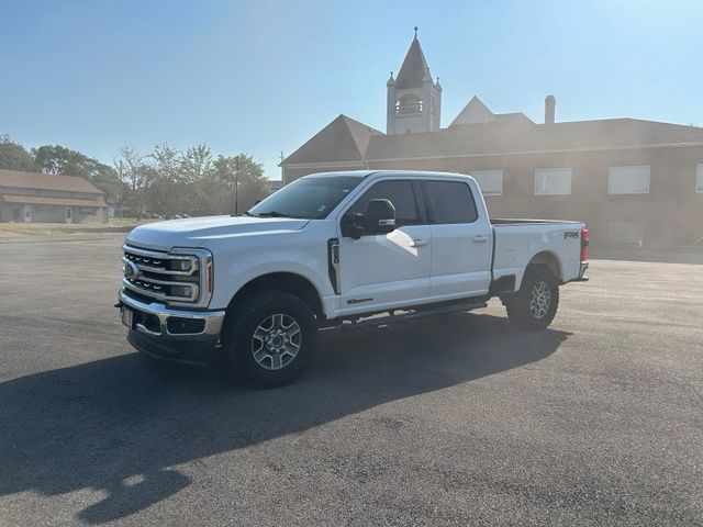 Used 2024 Ford F-250 Super Duty Lariat with VIN 1FT8W2BT0REE94297 for sale in Kansas City