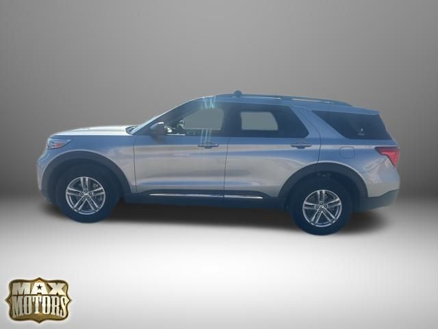 2023 Ford Explorer Limited photo 2