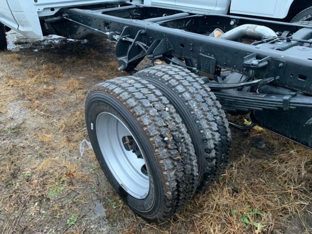 New 2024 Ram 5500 Chassis Cab 5500 TRADESMAN CHASSIS REGULAR CAB 4X2 84' CA Pickup