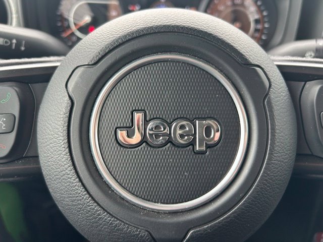 2025 Jeep Gladiator Willys - Photo 24