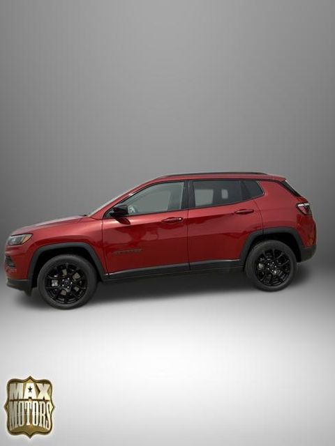 2025 Jeep Compass Latitude Altitude Special Edition photo 3