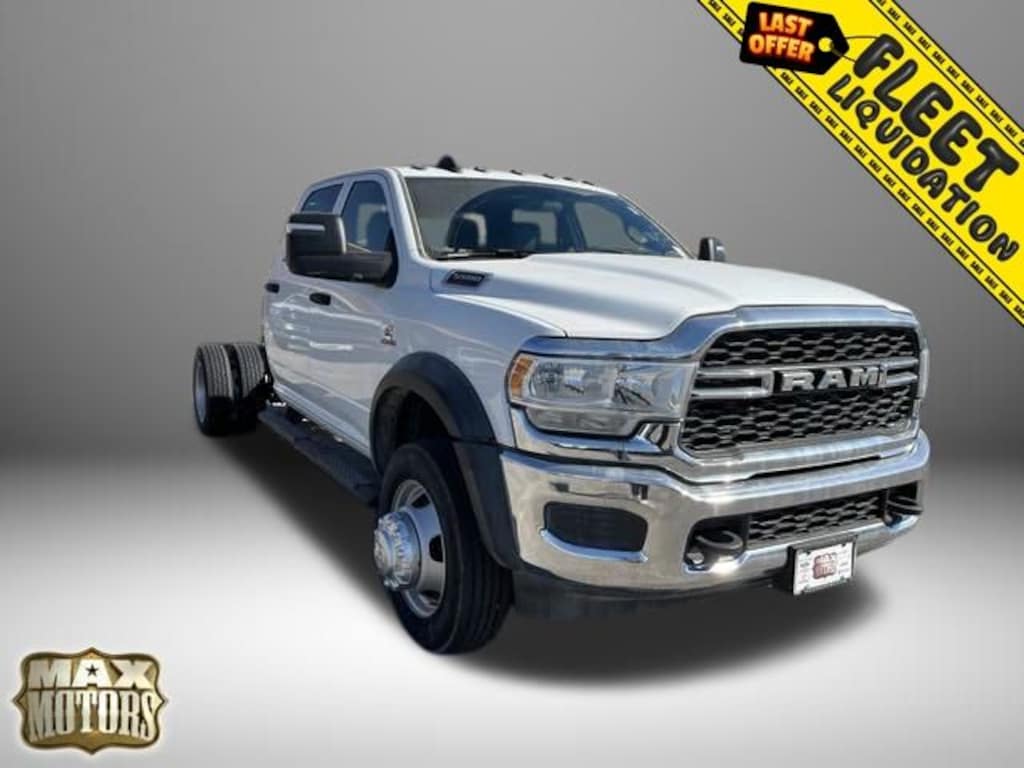 New 2024 Ram 5500 Chassis Cab 5500 TRADESMAN CHASSIS CREW CAB 4X4 60' CA Pickup