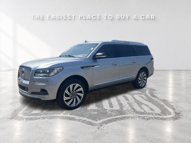 Used 2023 Lincoln Navigator Reserve L with VIN 5LMJJ3LG0PEL07671 for sale in Kansas City