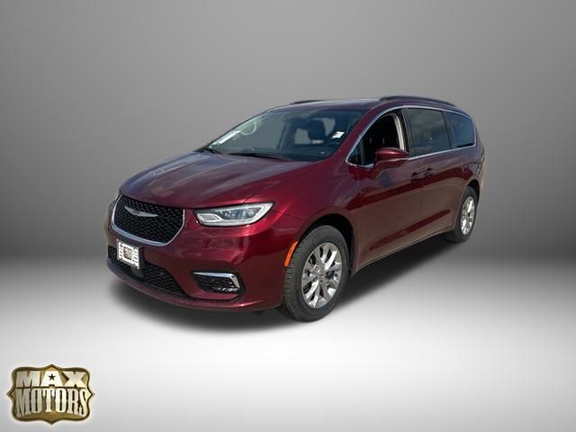 2022 Chrysler Pacifica Touring L photo 3