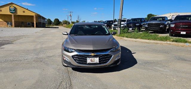 Used 2022 Chevrolet Malibu 1LT with VIN 1G1ZD5STXNF169309 for sale in Butler, MO