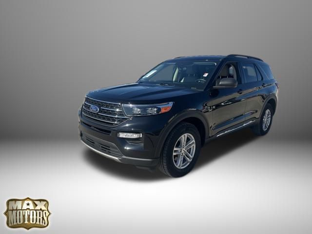 2023 Ford Explorer XLT photo 2
