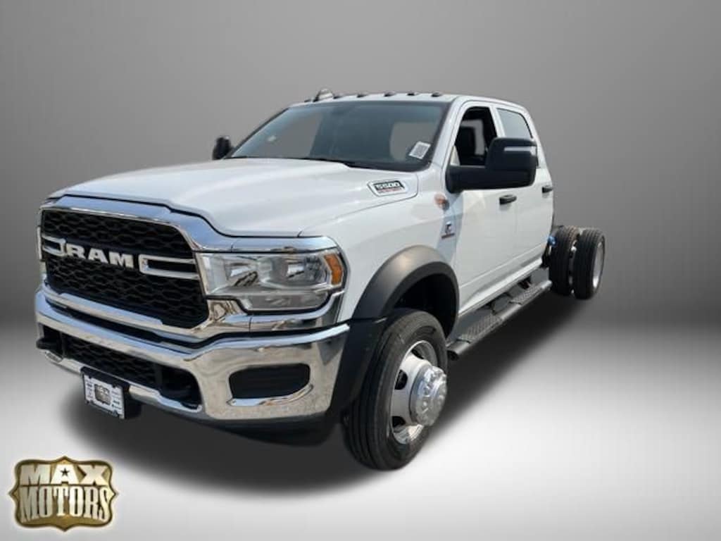New 2024 Ram 5500 Chassis Cab 5500 TRADESMAN CHASSIS CREW CAB 4X4 60' CA Pickup