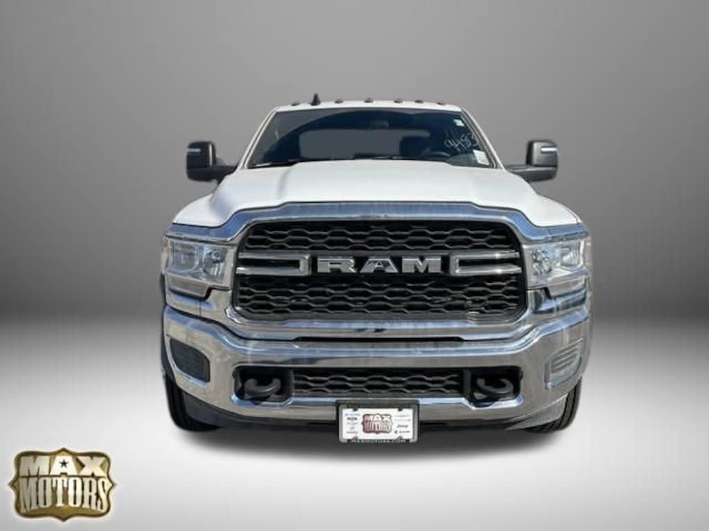 New 2024 Ram 5500 Chassis Cab 5500 TRADESMAN CHASSIS CREW CAB 4X4 60' CA Pickup