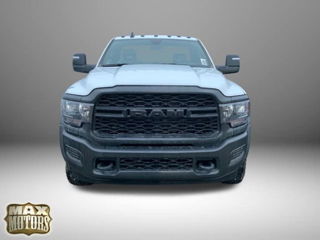 New 2024 Ram 5500 Chassis Cab 5500 TRADESMAN CHASSIS REGULAR CAB 4X2 84' CA Pickup