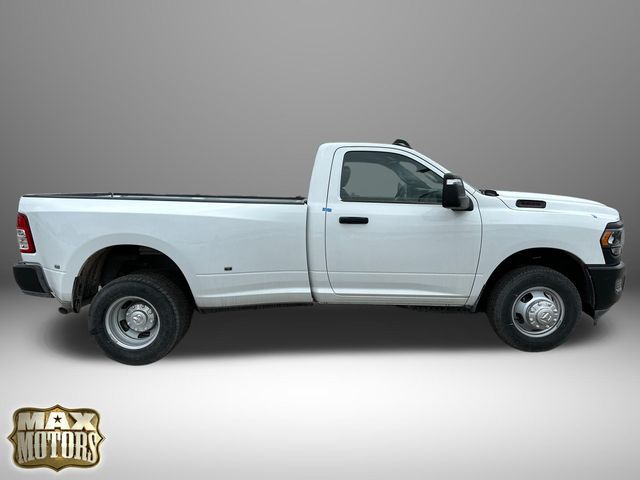 2023 Ram 3500 Tradesman photo 4