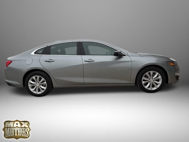 2023 Chevrolet Malibu 1LT photo 3