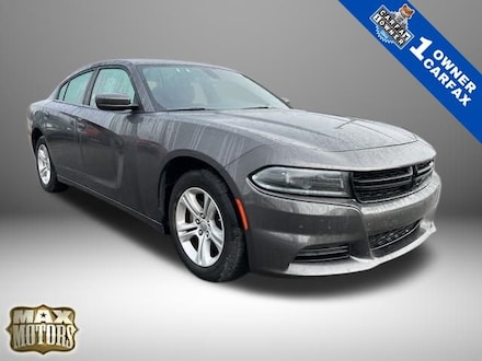 2022 Dodge Charger SXT Sedan