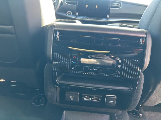 2026 Jeep Grand Wagoneer Limited Reserve - Photo 17