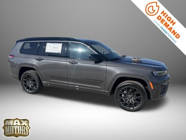 2026 Jeep Grand Cherokee L Summit 4x4's photo