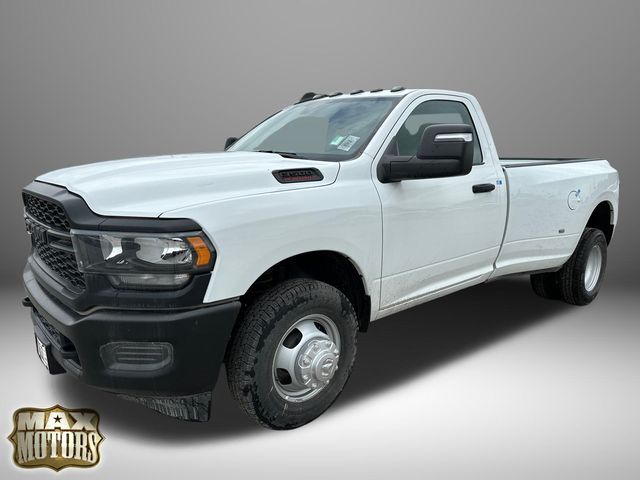 2023 Ram 3500 Tradesman photo 3