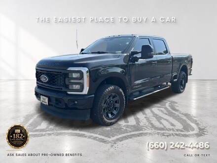 2023 Ford F-250SD Lariat Truck