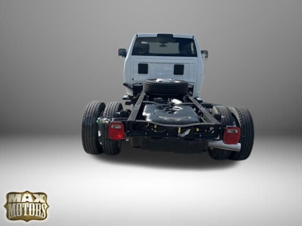 New 2024 Ram 5500 Chassis Cab 5500 TRADESMAN CHASSIS REGULAR CAB 4X4 84' CA Pickup