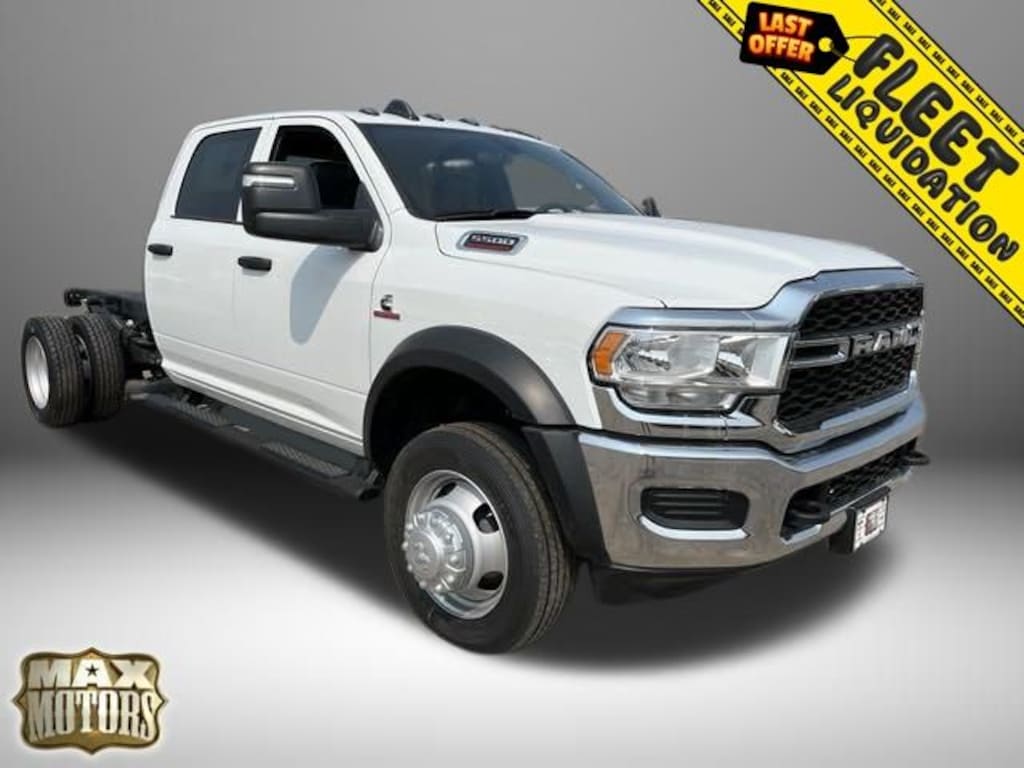 New 2024 Ram 5500 Chassis Cab 5500 TRADESMAN CHASSIS CREW CAB 4X4 60' CA Pickup