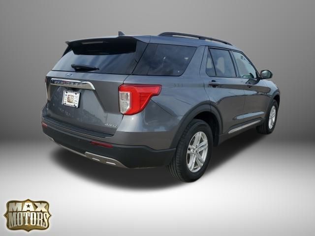 2022 Ford Explorer XLT photo 3