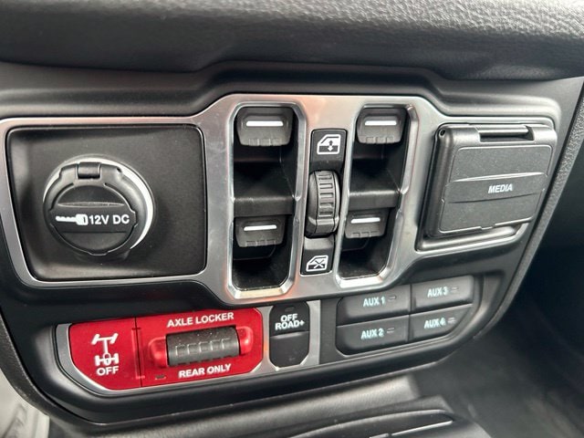 2025 Jeep Gladiator Willys - Photo 38