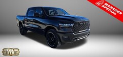 2025 Ram 1500 WARLOCK CREW CAB 4X4 5'7 BOX Pickup