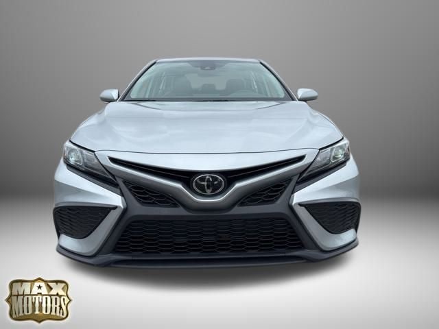 Used 2022 Toyota Camry SE with VIN 4T1T11AK5NU634349 for sale in Kansas City