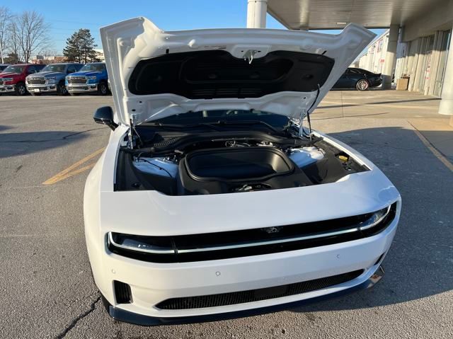 2025 Dodge Charger R/T Scat Pack photo 3