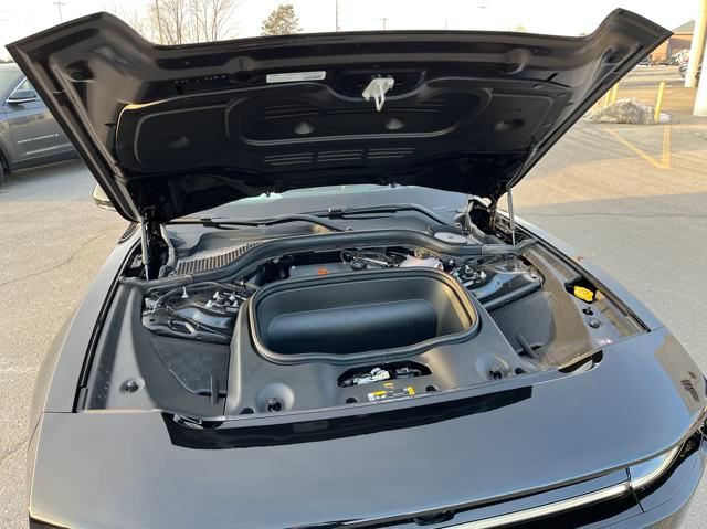 2025 Dodge Charger R/T Scat Pack photo 3