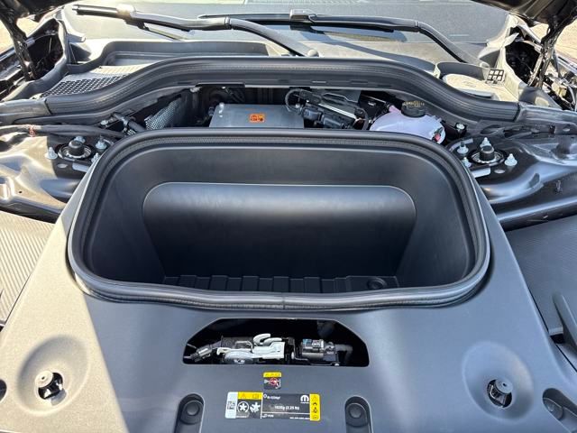 2025 Dodge Charger R/T photo 4