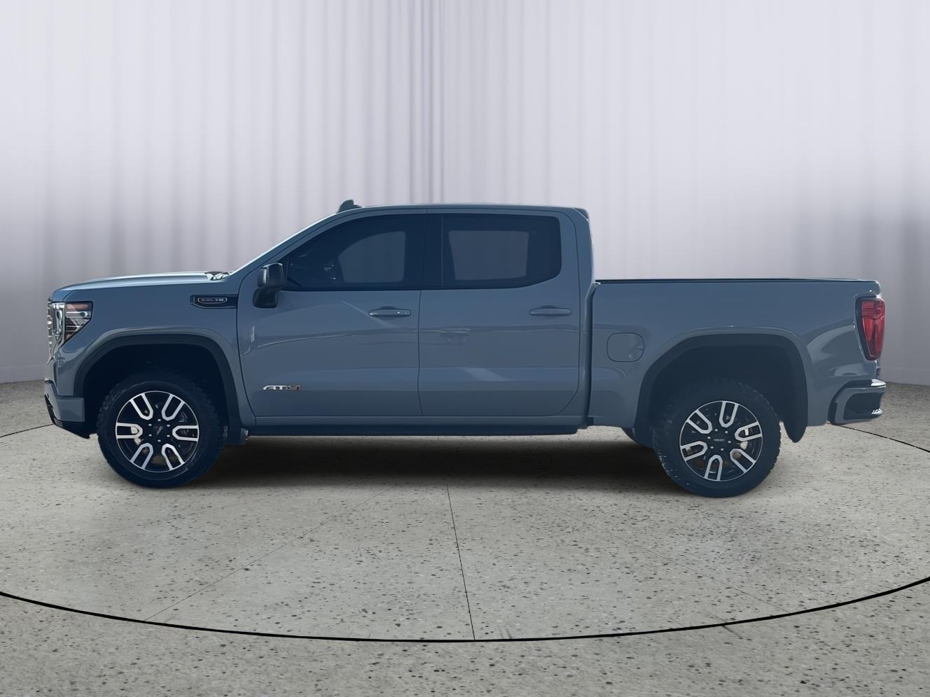 Used 2024 GMC Sierra 1500 AT4 with VIN 3GTUUEEL8RG286050 for sale in Kansas City