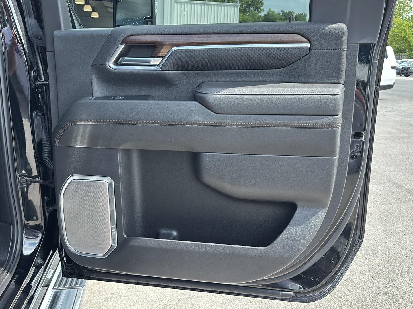 2024 Chevrolet Silverado 2500HD High Country - Photo 22