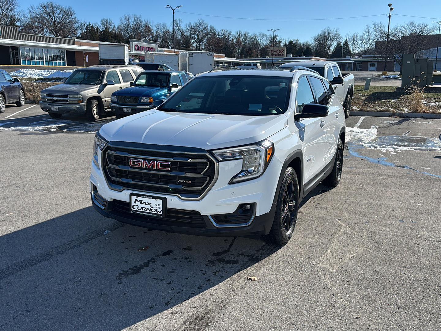 2023 GMC Terrain AT4's photo