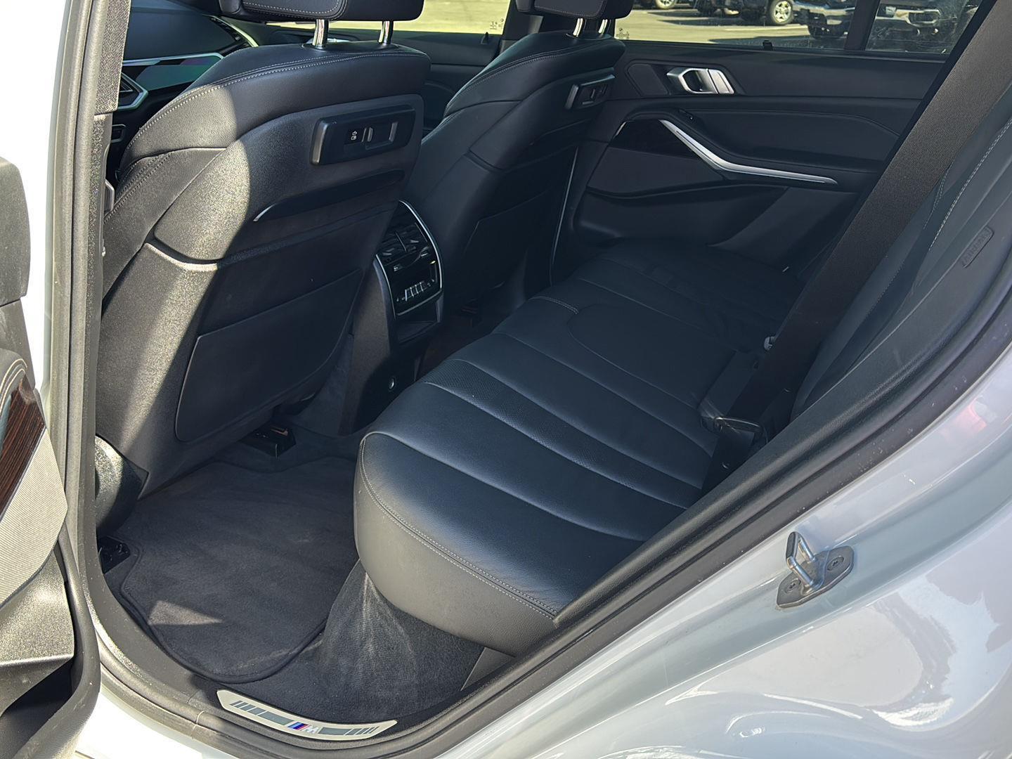 2019 BMW X5 50i - Photo 18