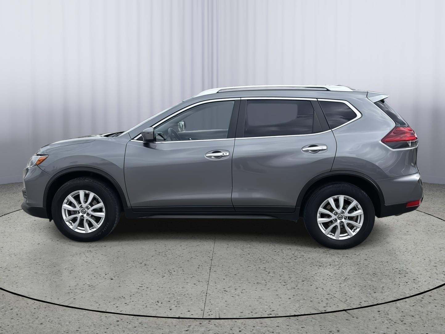 Used 2019 Nissan Rogue SV with VIN KNMAT2MV4KP520001 for sale in Kansas City
