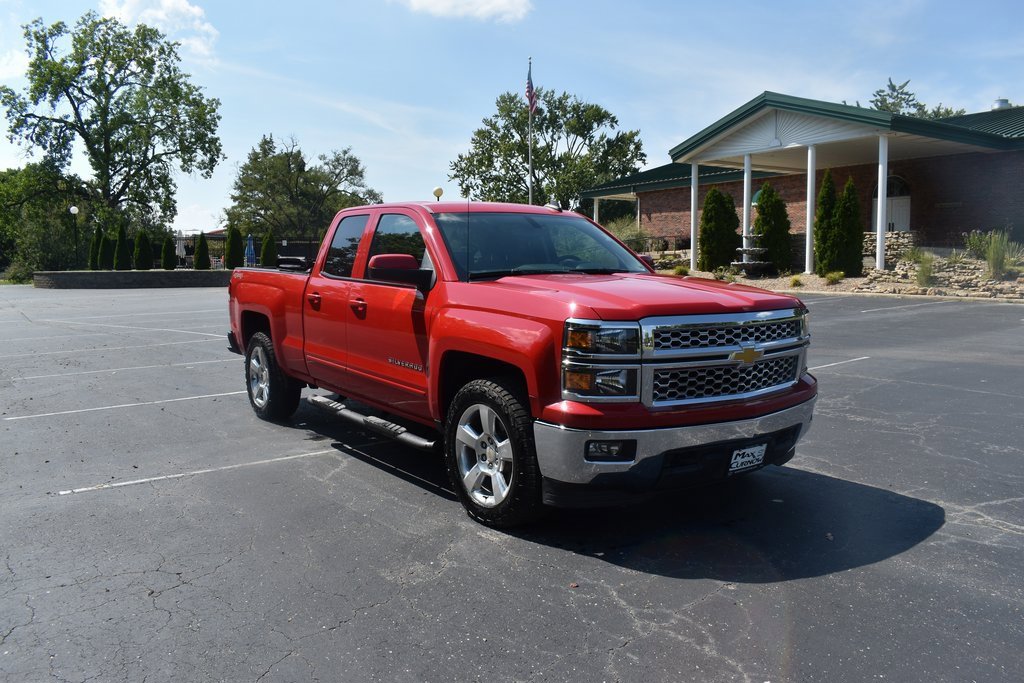 Used 2015 Chevrolet Silverado 1500 LT with VIN 1GCVKREC7FZ260472 for sale in Chillicothe, MO