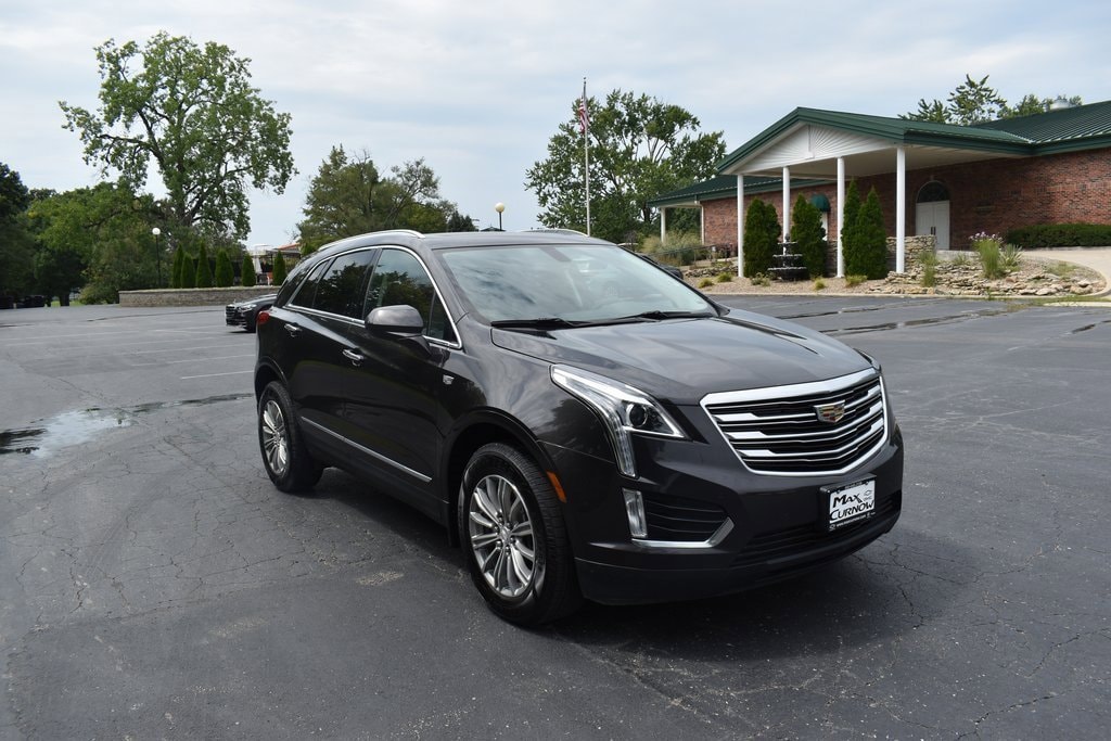 Used 2017 Cadillac XT5 Luxury with VIN 1GYKNBRS3HZ211866 for sale in Kansas City