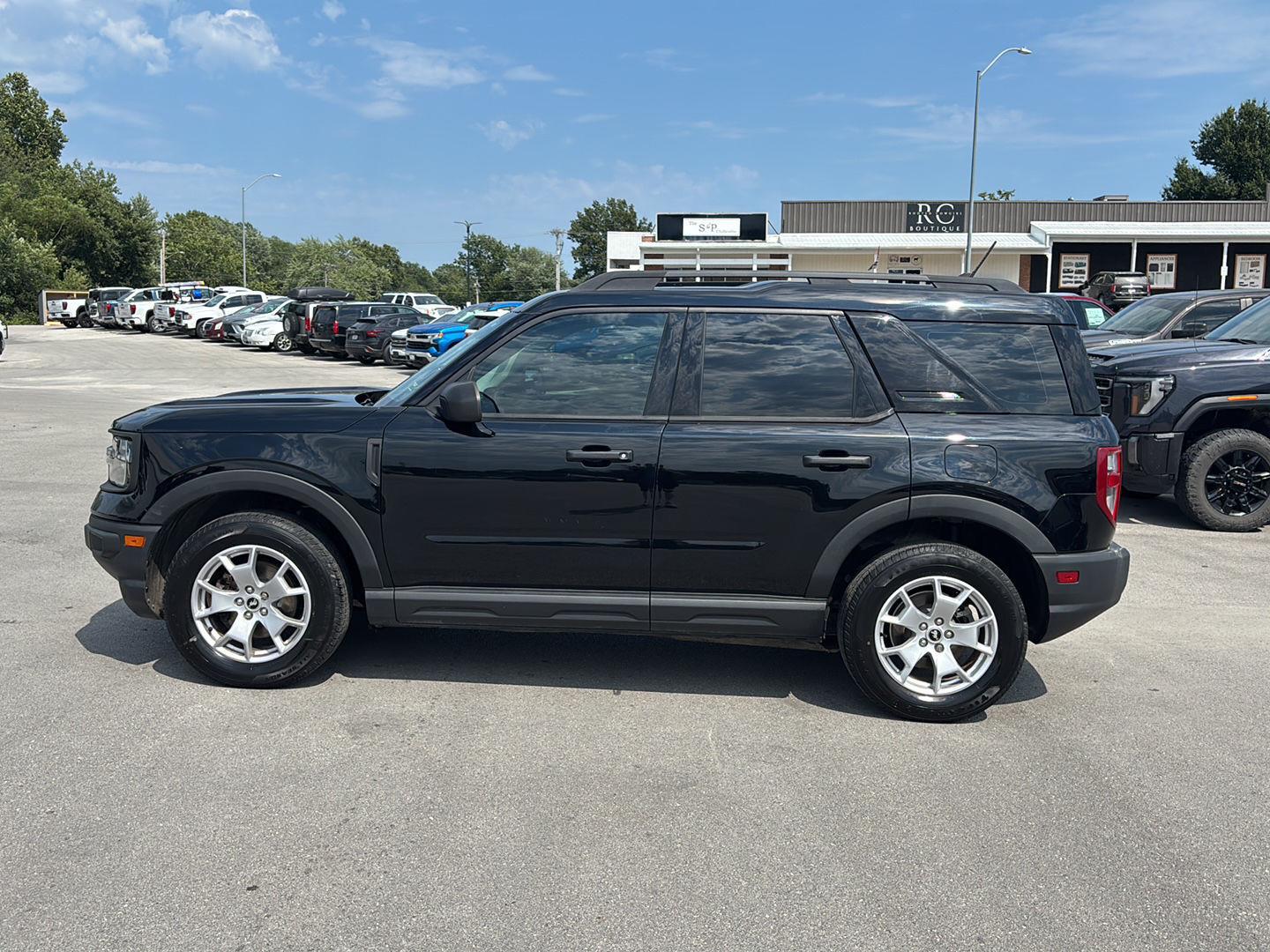 Used 2021 Ford Bronco Sport Base with VIN 3FMCR9A60MRA61523 for sale in Kansas City